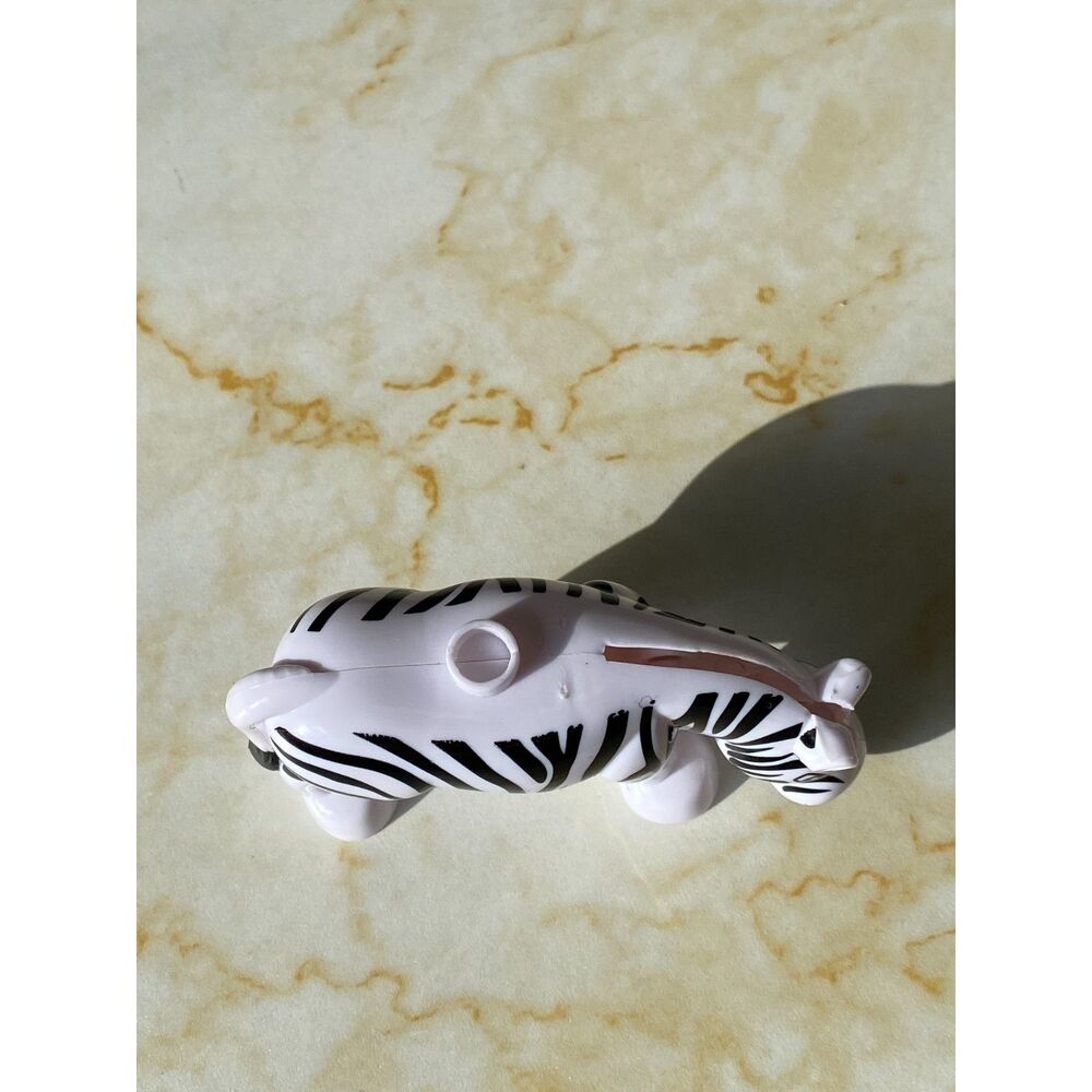 Lego Duplo Animals Zebra with White and Black Stripes - Picture 4 of 4